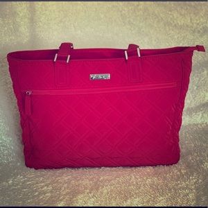 Vera Bradley • Quilted • Red